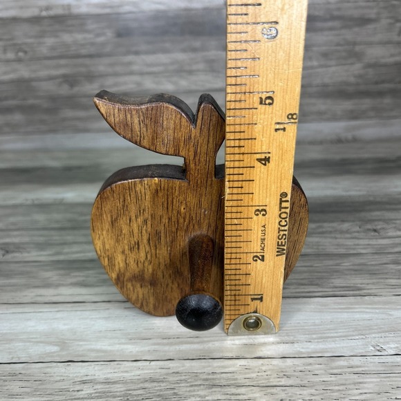 Vintage Wooden Apple Peg Hook Wall Hanging Country Rustic Cottage Birch Mahogany - Picture 6 of 7